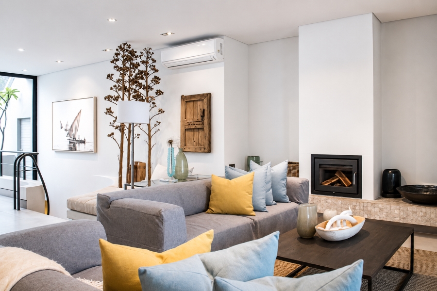 To Let 3 Bedroom Property for Rent in Green Point Western Cape